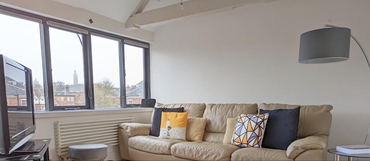 Contractor And Family Friendly Grade II Townhouse- 3 Bedrooms- Free Parking Norwich Exterior photo